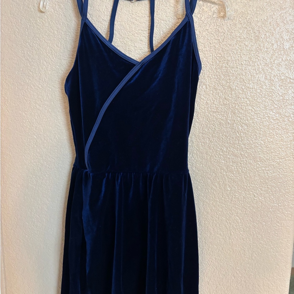 Weissman Midnight Blue Velvet Chemise